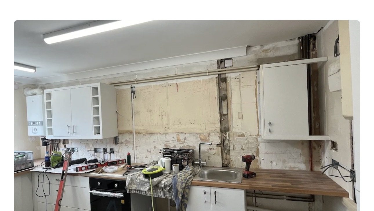 Kitchen renovation & splashback - before
