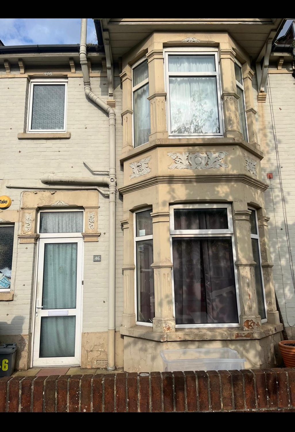 Victorian terrace, full exterior repaint - before